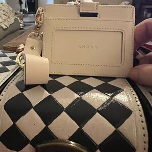 ANDAR Cream Leather Card Holder with Gold Hardware